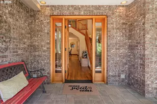 565 Shelokum Dr, Silverton, OR 97381 - Photo 2