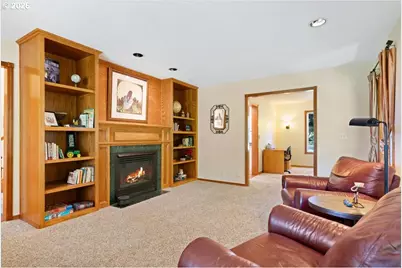 565 Shelokum Dr, Silverton, OR 97381 - Photo 14