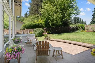565 Shelokum Dr, Silverton, OR 97381 - Photo 36