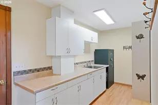 565 Shelokum Dr, Silverton, OR 97381 - Photo 18