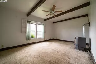 435 N Peach Ave, Stayton, OR 97383 - Photo 2