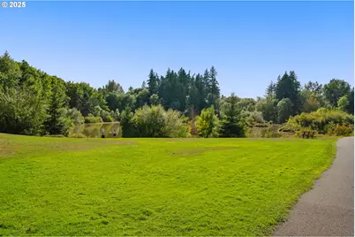 11325 SW Eucalyptus Pl, Portland, OR 97223 - Photo 24