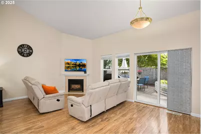 11325 SW Eucalyptus Pl, Portland, OR 97223 - Photo 4