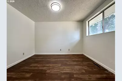 404 1st St, La Grande, OR 97850 - Photo 14