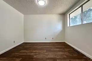 404 1st St, La Grande, OR 97850 - Photo 14