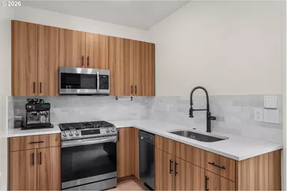 11117 SW 43rd Ave, Portland, OR 97219 - Photo 4