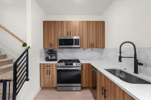 11117 SW 43rd Ave, Portland, OR 97219 - Photo 6