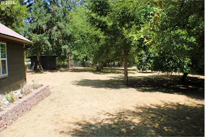 3450 Shoestring Rd, Riddle, OR 97469 - Photo 22