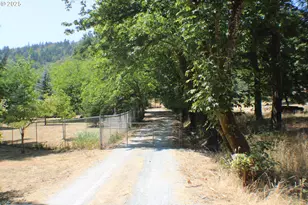 3450 Shoestring Rd, Riddle, OR 97469 - Photo 38