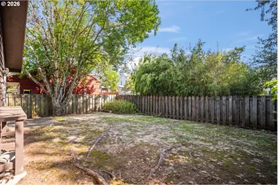 132 NE 78th Ave NE, Portland, OR 97213 - Photo 40