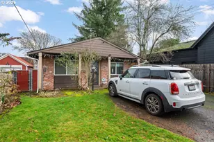 132 NE 78th Ave NE, Portland, OR 97213 - Photo 2