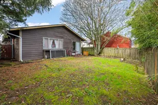 132 NE 78th Ave NE, Portland, OR 97213 - Photo 8