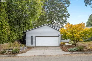 10946 SW 65th Ave, Portland, OR 97219 - Photo 2