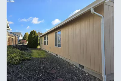 2719 Golfview Ave, Sutherlin, OR 97479 - Photo 18
