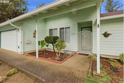 19235 SW Durell Ct, Beaverton, OR 97003 - Photo 2