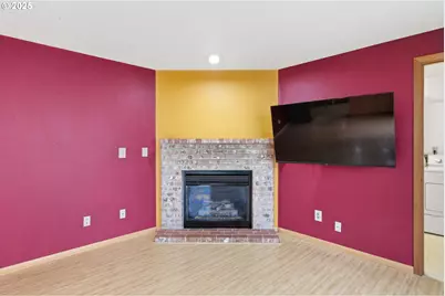 19235 SW Durell Ct, Beaverton, OR 97003 - Photo 16