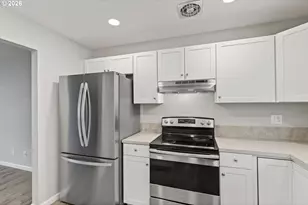 9708 SE 7th St, Vancouver, WA 98664 - Photo 16