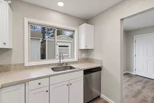 9708 SE 7th St, Vancouver, WA 98664 - Photo 18