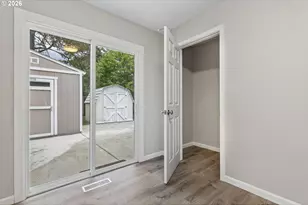 9708 SE 7th St, Vancouver, WA 98664 - Photo 12