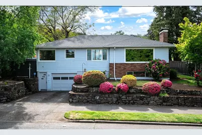 7530 SE Yamhill St, Portland, OR 97215 - Photo 1