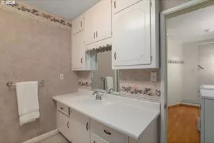 5704 Keene Rd NE, Gervais, OR 97026 - Photo 14