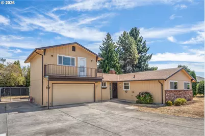 14884 SE Primrose Ave, Milwaukie, OR 97267 - Photo 2