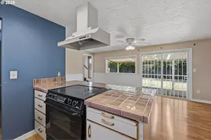 14884 SE Primrose Ave, Milwaukie, OR 97267 - Photo 16