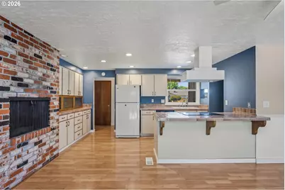 14884 SE Primrose Ave, Milwaukie, OR 97267 - Photo 12