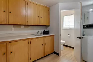 10210 SW Crestwood Ct, Beaverton, OR 97008 - Photo 20