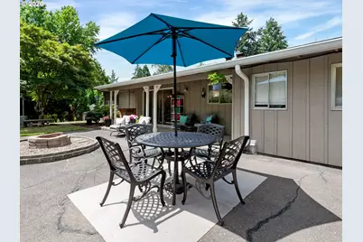 10210 SW Crestwood Ct, Beaverton, OR 97008 - Photo 32