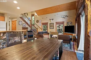 141152 Crescent Moon Dr, Crescent Lake, OR 97733 - Photo 6