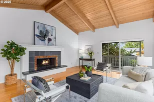 3644 SW 48th Pl, Portland, OR 97221 - Photo 16