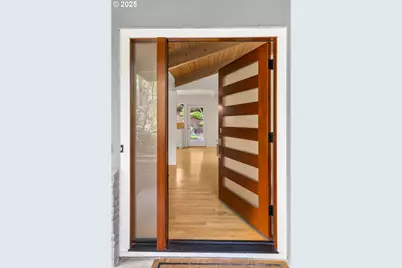 3644 SW 48th Pl, Portland, OR 97221 - Photo 2