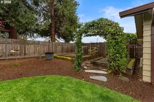 7456 SE Eldorado St, Milwaukie, OR 97267 - Photo 42