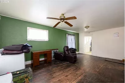 1313 SE Pine St, Roseburg, OR 97470 - Photo 6