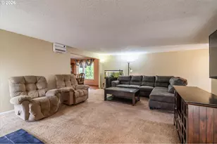 1750 Lincoln Rd, Coos Bay, OR 97420 - Photo 4