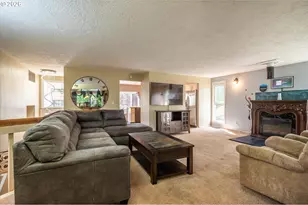 1750 Lincoln Rd, Coos Bay, OR 97420 - Photo 18