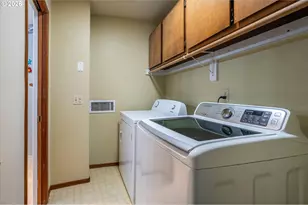 1750 Lincoln Rd, Coos Bay, OR 97420 - Photo 48