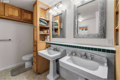 20779 Bear Gulch Rd, Canyon City, OR 97820 - Photo 16