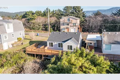 4641 SW Coast Ave, Lincoln City, OR 97367 - Photo 40