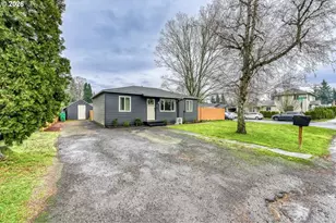 1422 SE 169th Pl, Portland, OR 97233 - Photo 4