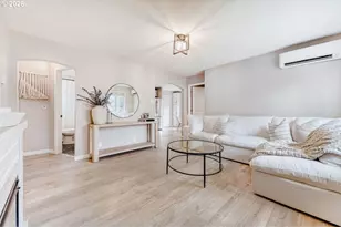 1422 SE 169th Pl, Portland, OR 97233 - Photo 6