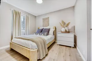 1422 SE 169th Pl, Portland, OR 97233 - Photo 16