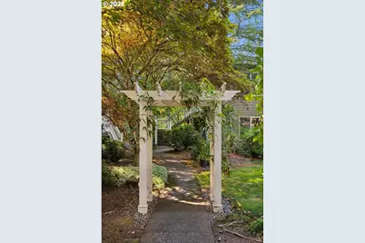 5055 Foothills Dr #G, Lake Oswego, OR 97034 - Photo 4