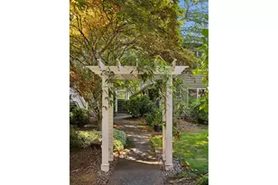 5055 Foothills Dr, Lake Oswego, OR 97034 - Photo 4