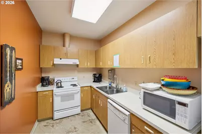 5055 Foothills Dr #G, Lake Oswego, OR 97034 - Photo 40