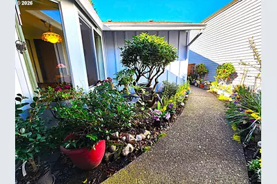 9420 SW Brentwood Pl, Portland, OR 97224 - Photo 6