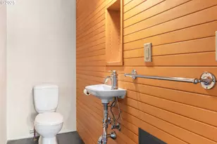 321 Mill St, Eugene, OR 97401 - Photo 26