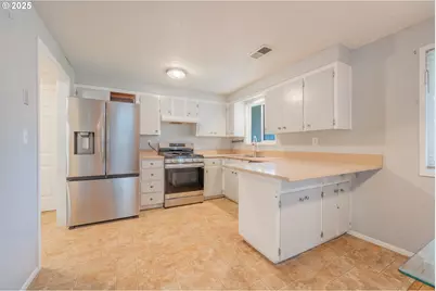 446 44th Ave, Salem, OR 97317 - Photo 10