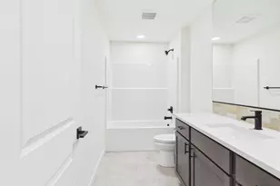 1705 NW 21st Wy, Battle Ground, WA 98604 - Photo 6